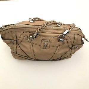  Guess Leather Handbag 